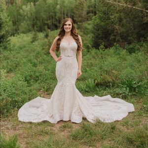Berta wedding dress